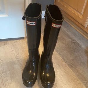 Size 7 Hunter Boots
